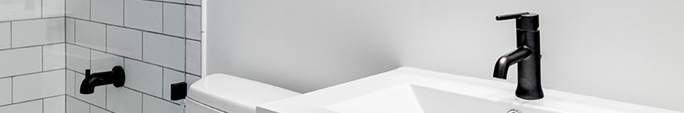 Penceresiz Banyolar İçin En Uygun 9 Boya Rengi