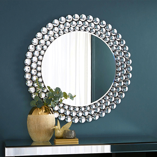 Sessiz Duvarları Dekorasyonla Konuşturun